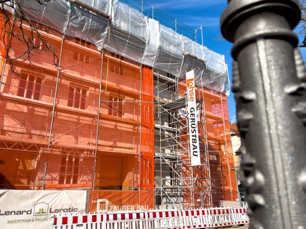 Arbeits- und Schutzgerüst Landratsamt Erlangen